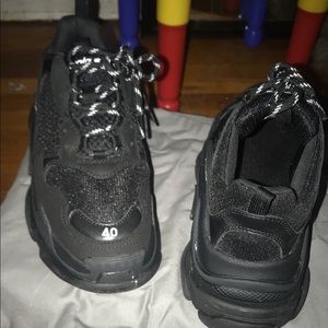 Balenciaga TRIPPLE s sneakers